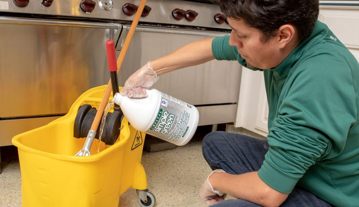 Yacht Cleaning with Simple Green